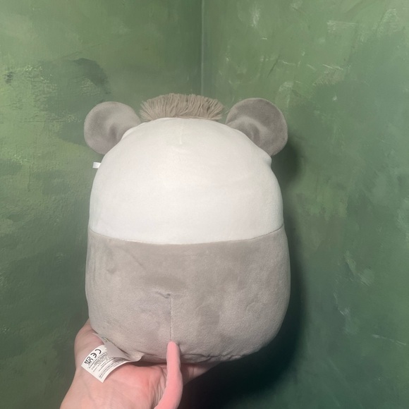 Luane the rat/possum squishmallow 7.5” - Picture 2 of 6